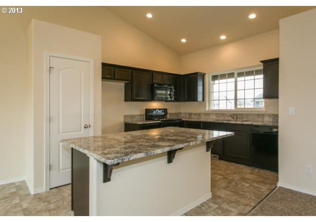 2967 Reed Avenue Woodburn, OR 97071 - Photo 15 of 16 Gallery Image 15