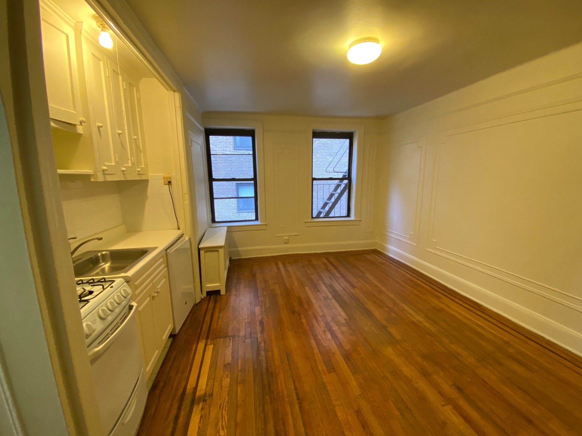 398 East 52nd Street, Unit 4A Manhattan, NY 10022 - Photo 2 of 6