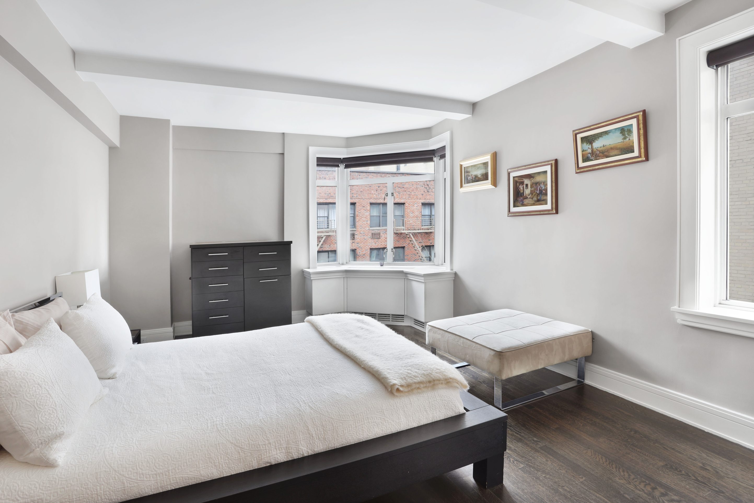 170 East 77th Street, Unit 6A Manhattan, NY 10075 - Photo 7 of 16