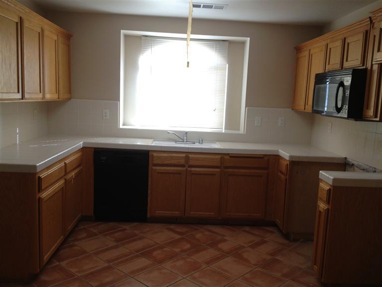 Undisclosed Address Delano, CA 93215 - Photo 2 of 8