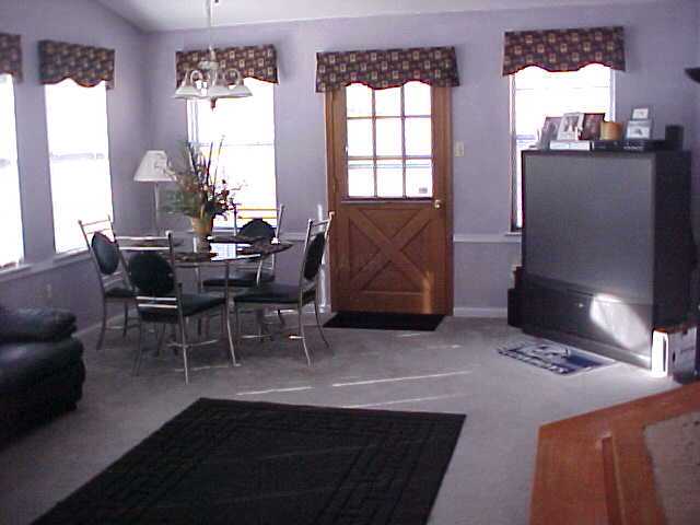 3643 Clarke Road Memphis, TN 38115 - Photo 5 of 10 Bonus room