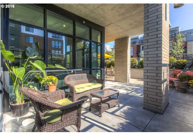 1830 Northwest Riverscape Street, Unit 103 Portland, OR 97209 - Photo 23 of 32 Gallery Image 23