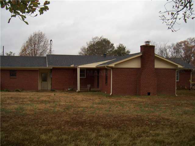 152 Hogan Road Covington, TN 38019 - Photo 2 of 12 Gallery Image 2