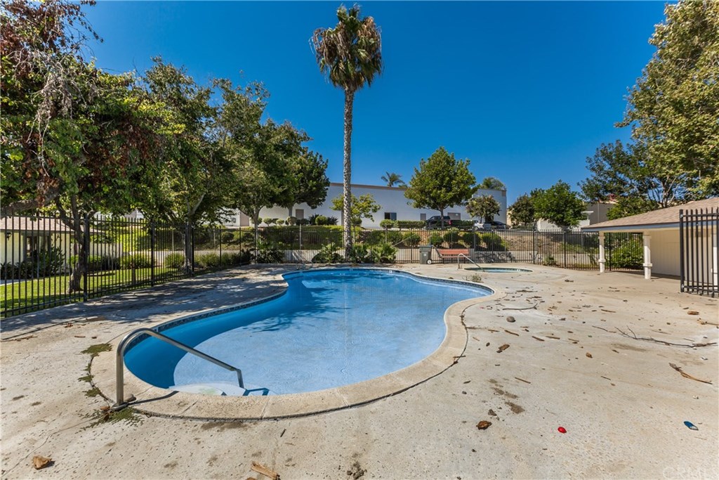 3414 Del Este Way Oceanside, CA 92056 - Photo 2 of 23