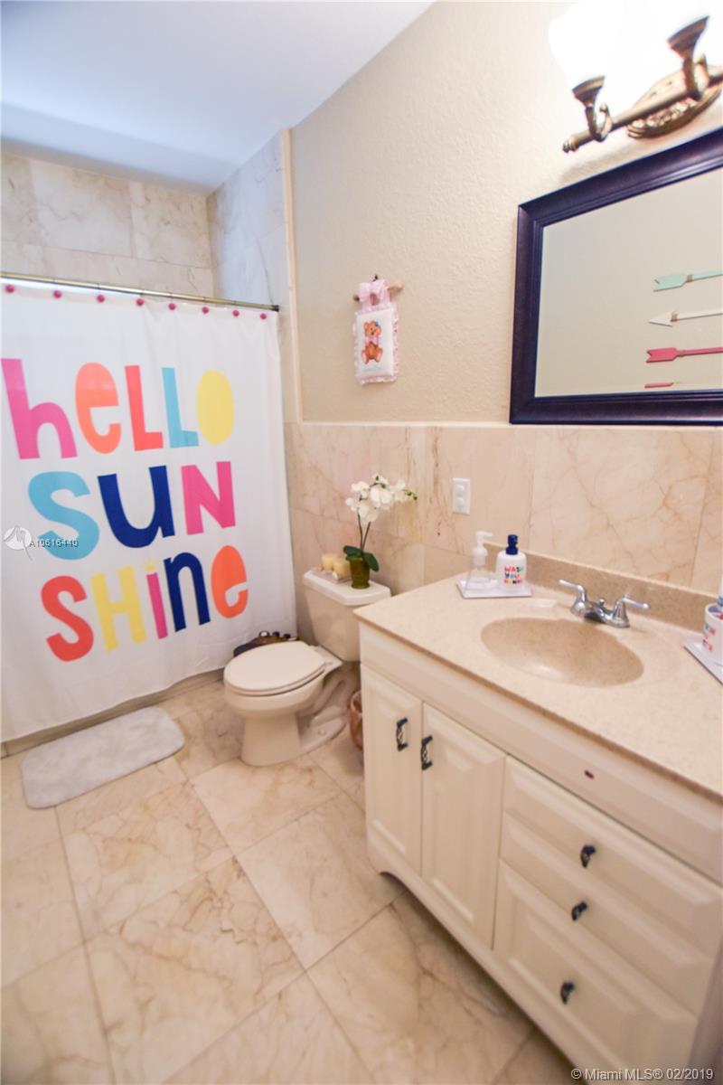 437 Southwest 22nd Road Miami, FL 33129 - Photo 21 of 27
