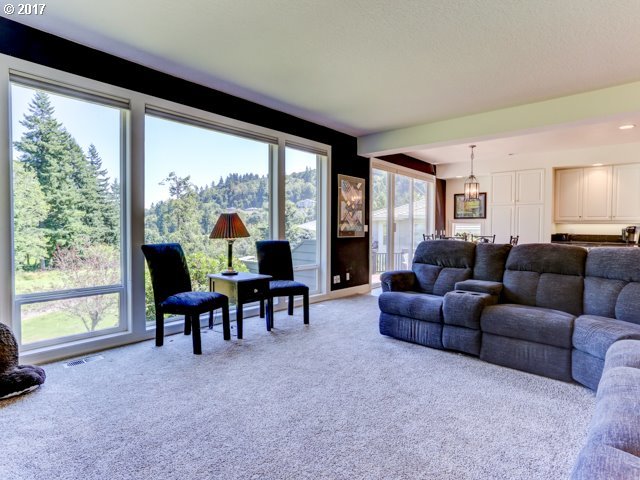 3990 Southeast Augusta Loop Gresham, OR 97080 - Photo 15 of 31 Gallery Image 15
