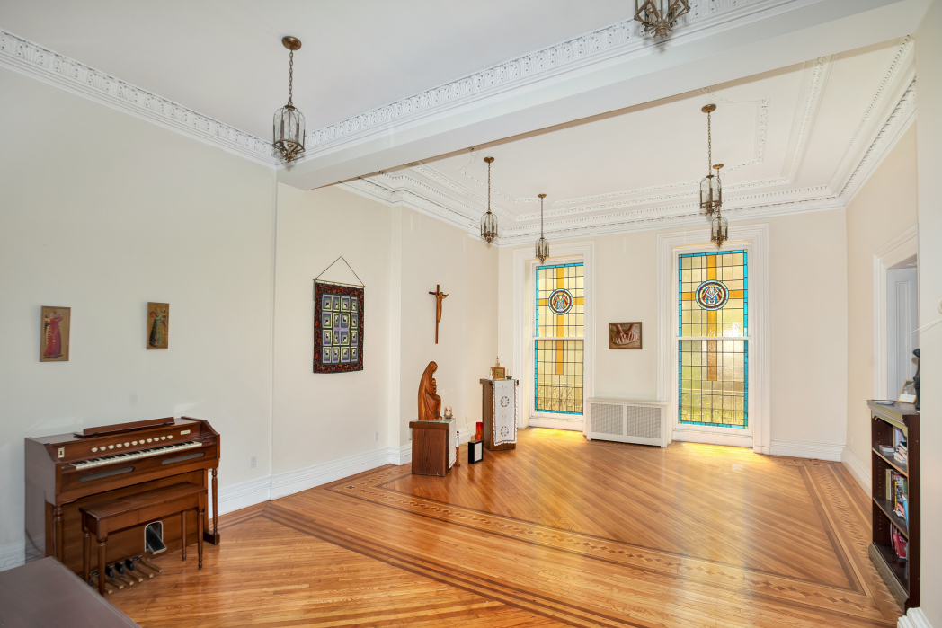 236 East 15th Street Manhattan, NY 10003 - Photo 9 of 21