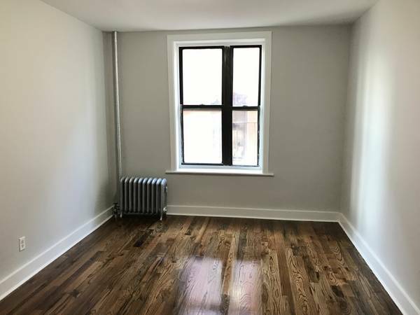 330 East 22nd Street, Unit 4D Brooklyn, NY 11226 - Photo 3 of 4