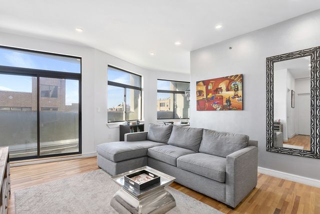 $945,000 | 1610 Dekalb Avenue, Unit 3A | Bushwick