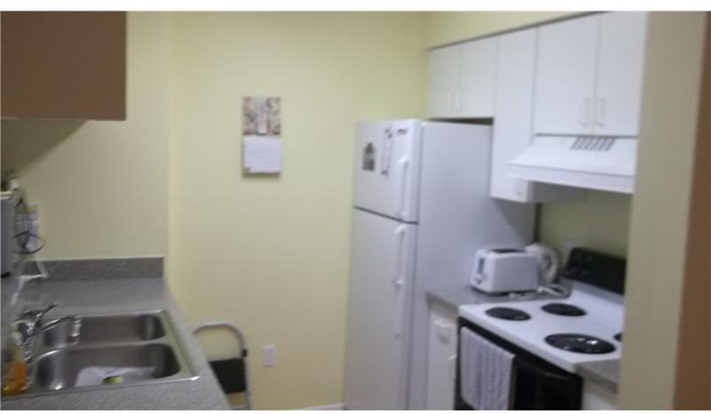 470 South Park Road, Unit 105 Hollywood, FL 33021 - Photo 3 of 16