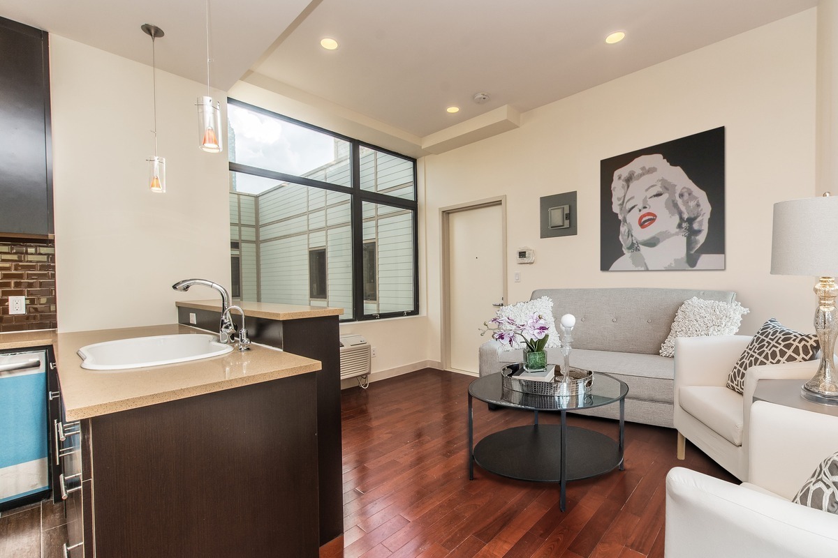 42-37 27th Street, Unit 8A Queens, NY 11101 - Photo 3 of 11