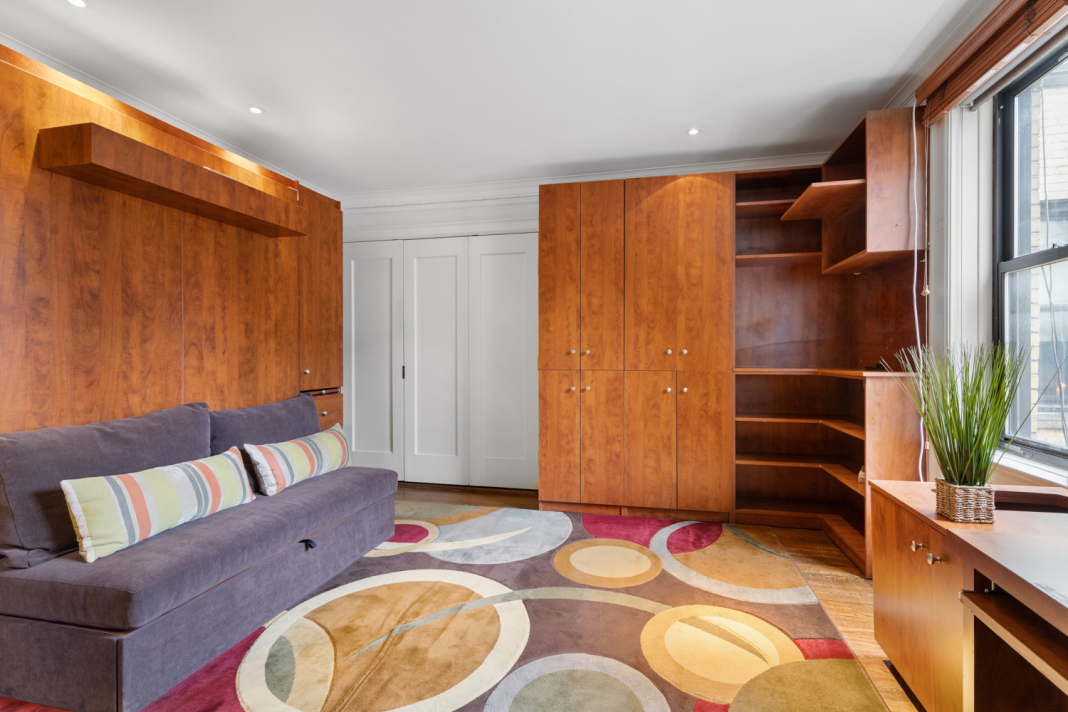 319 West 18th Street, Unit 5C Manhattan, NY 10011 - Photo 3 of 12