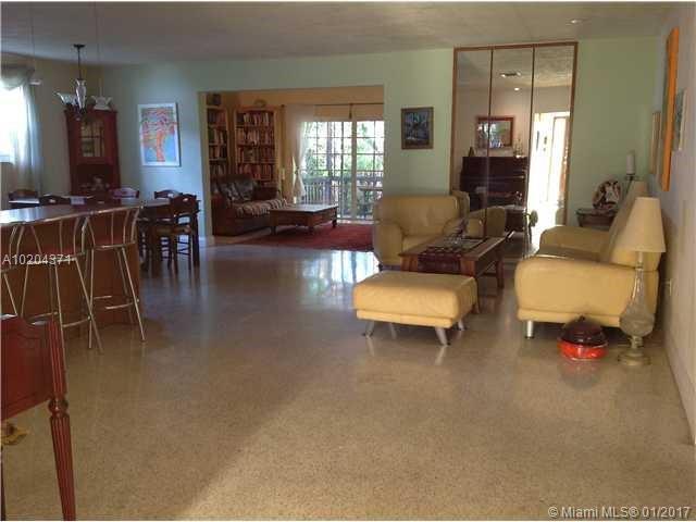 9008 Dickens Avenue Surfside, FL 33154 - Photo 4 of 7