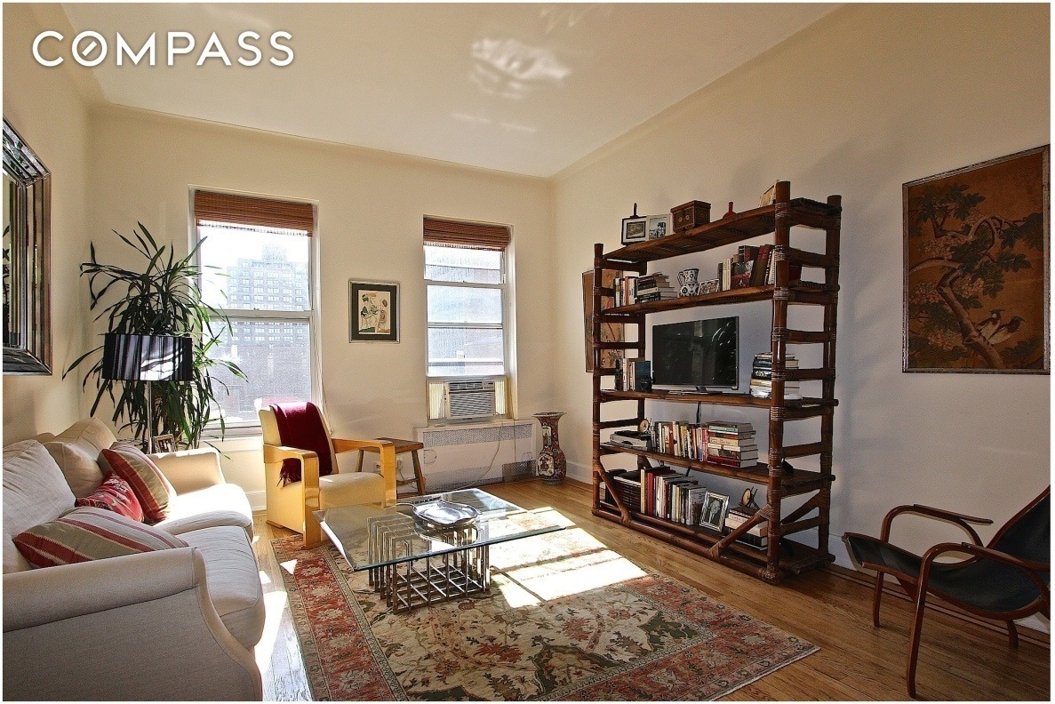 27 East 94th Street, Unit 5D Manhattan, NY 10128 - Photo 1 of 8