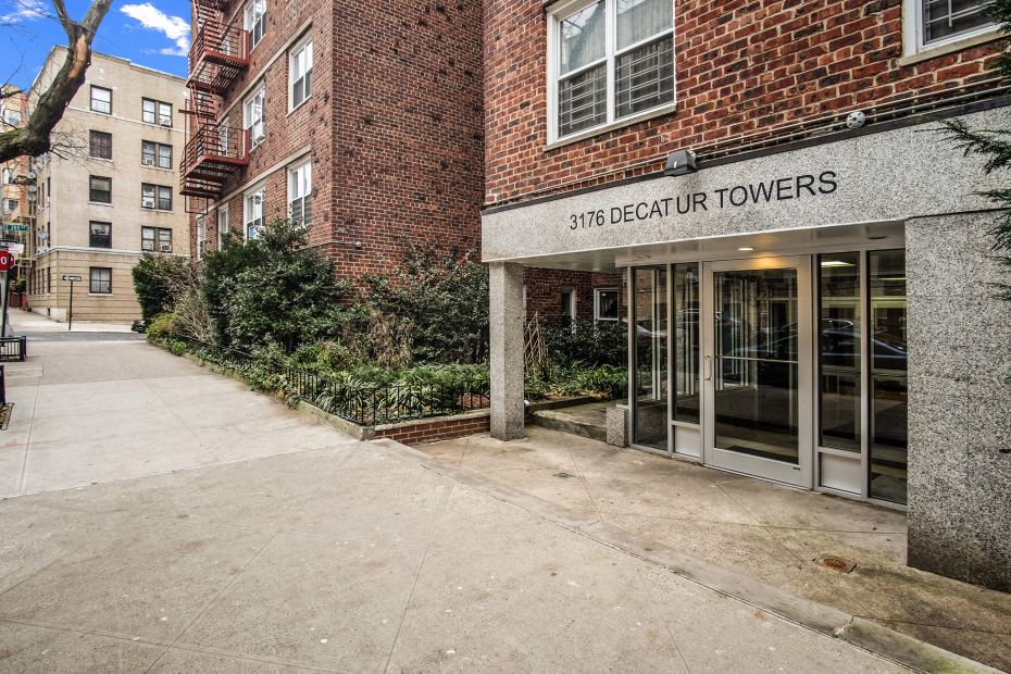 Decatur Towers 3176 Decatur Ave, Bronx, NY 10467 - Photo 3 of 3