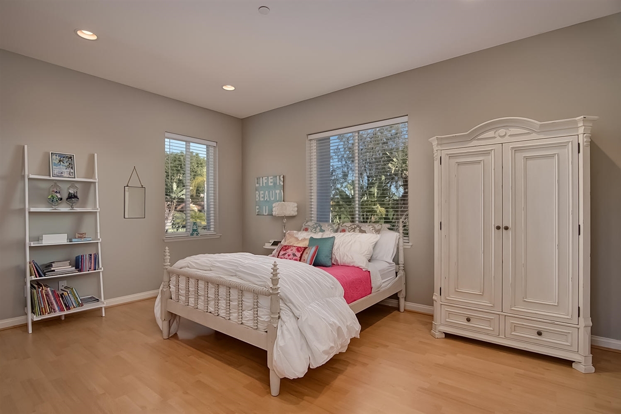 1379 Bello Mar Drive Encinitas, CA 92024 - Photo 17 of 25