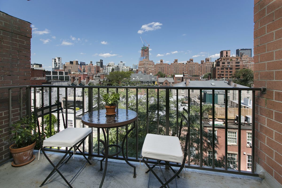 445 West 19th Street, Unit 7B Manhattan, NY 10011 - Photo 5 of 8