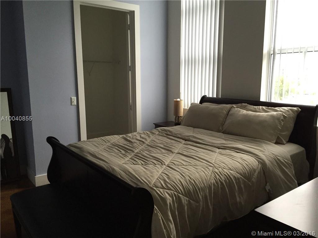 Ojus Miami, FL 33179 - Photo 11 of 12