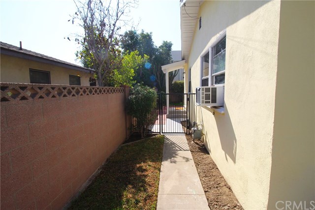 14101 1/2 Anderson Place Paramount, CA 90723 - Photo 23 of 33
