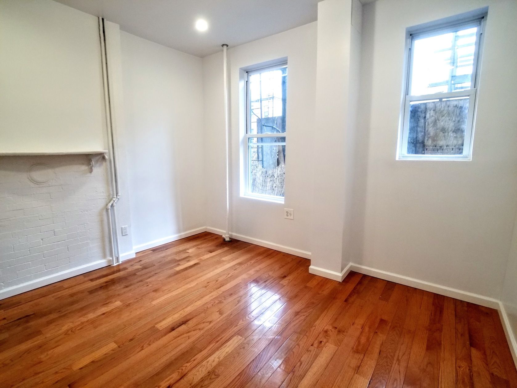 578 Morgan Avenue, Unit 1 Brooklyn, NY 11222 - Photo 5 of 13