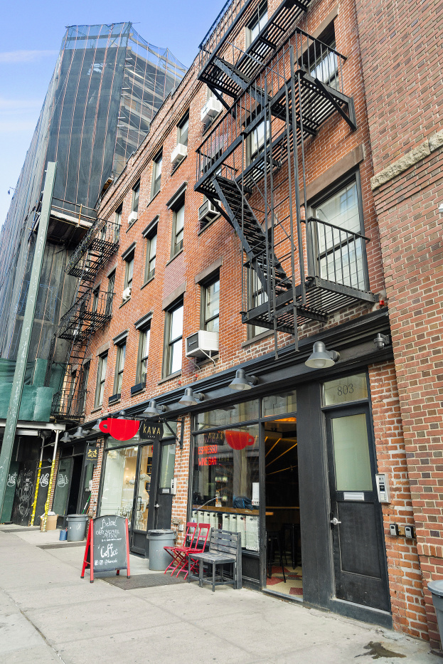 803 Washington Street, Unit 3 Manhattan, NY 10014 - Photo 5 of 7