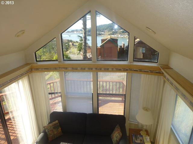 94749 Jerrys Flat Road, Unit 9 Gold Beach, OR 97444 - Photo 12 of 14