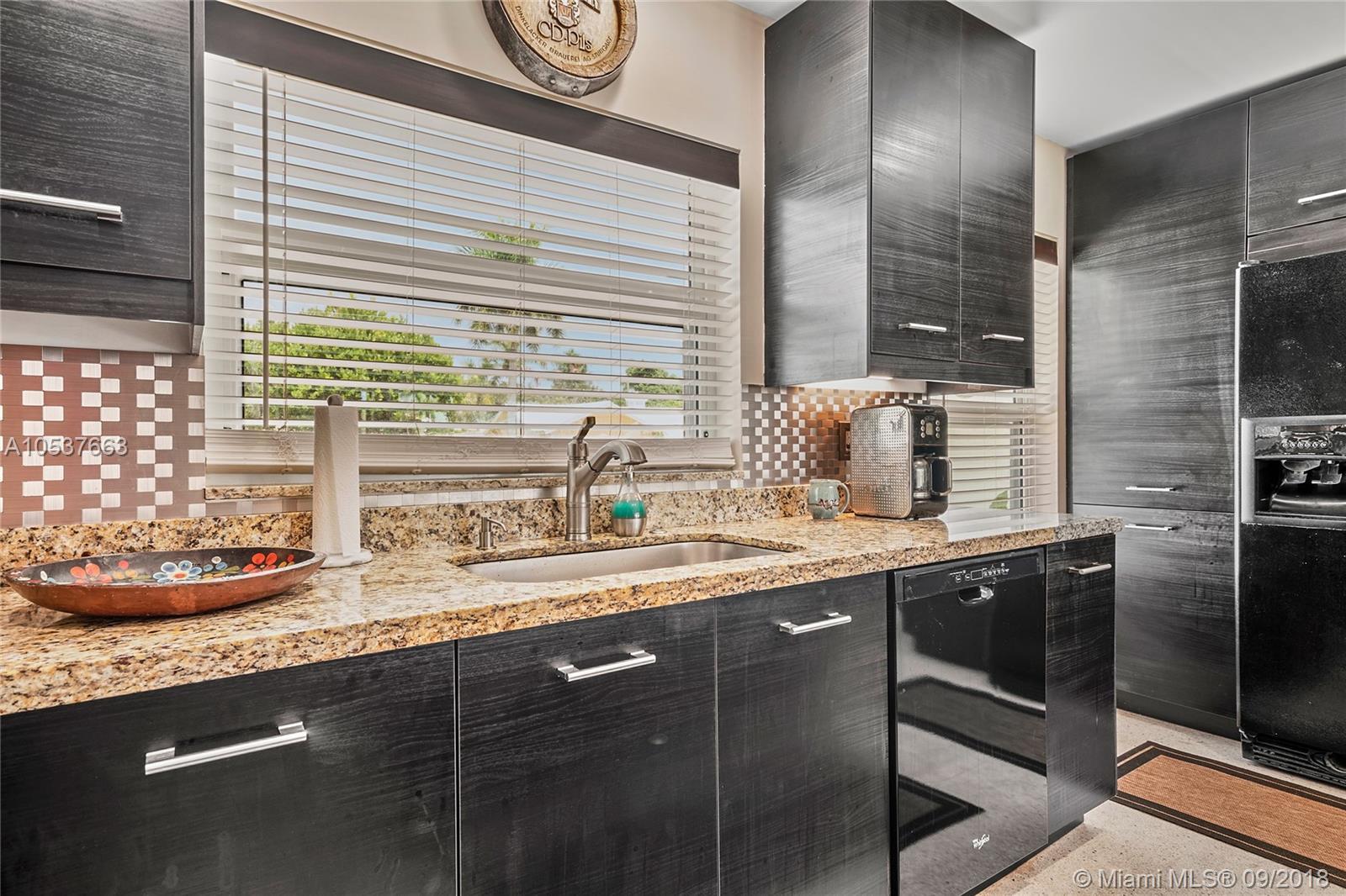 1154 Southwest 13th Street Boca Raton, FL 33486 - Photo 4 of 25