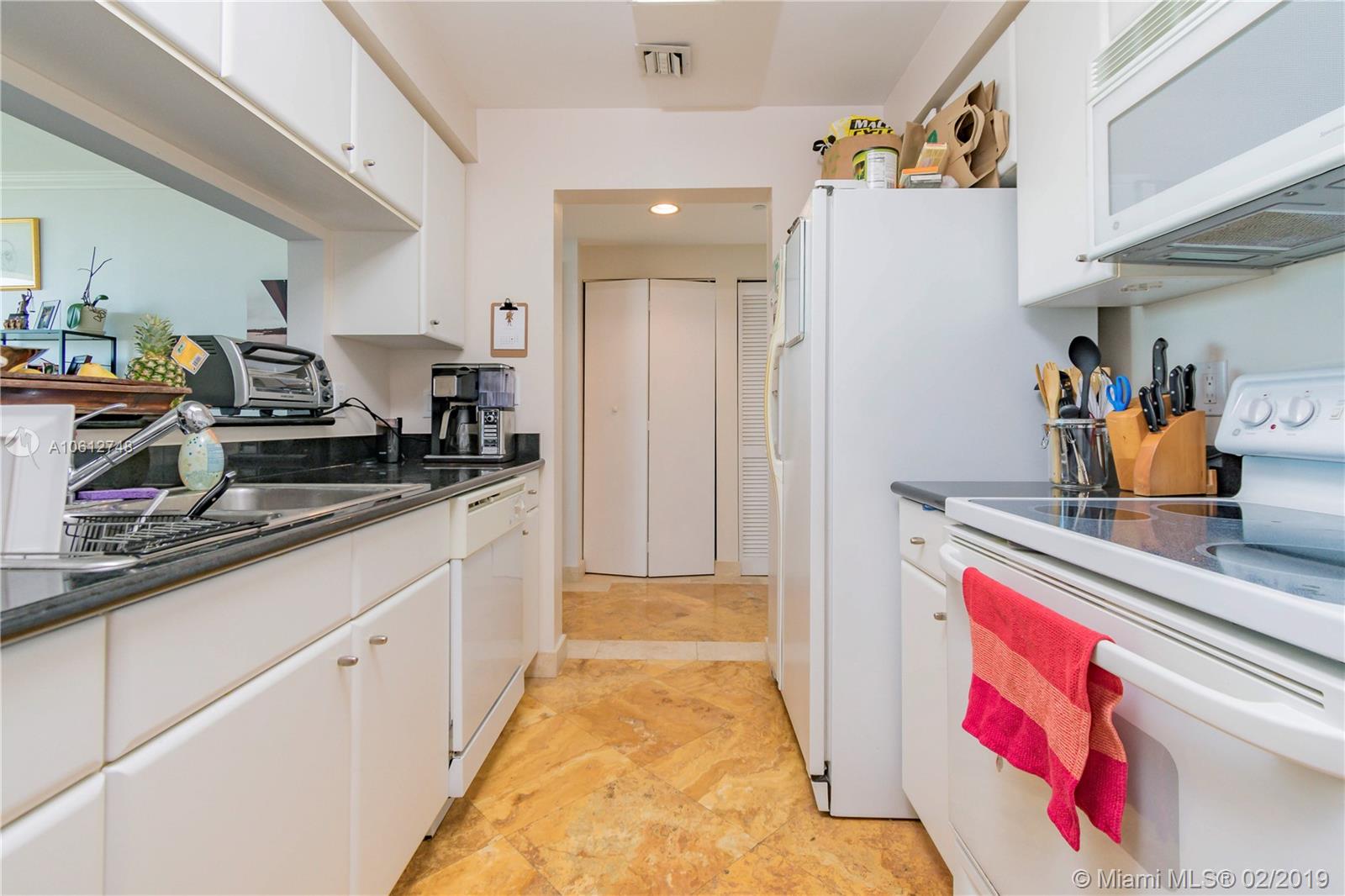 2475 Brickell Avenue, Unit 2003 Miami, FL 33129 - Photo 11 of 33