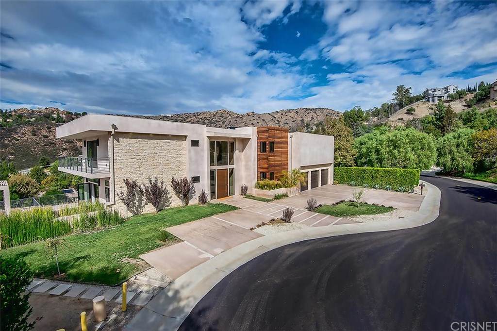 42 Cinch Road Bell Canyon, CA 91307 - Photo 1 of 1