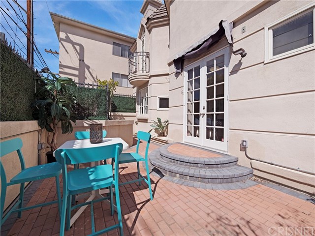 9001 Dayton Way, Unit E Beverly Hills, CA 90211 - Photo 21 of 27