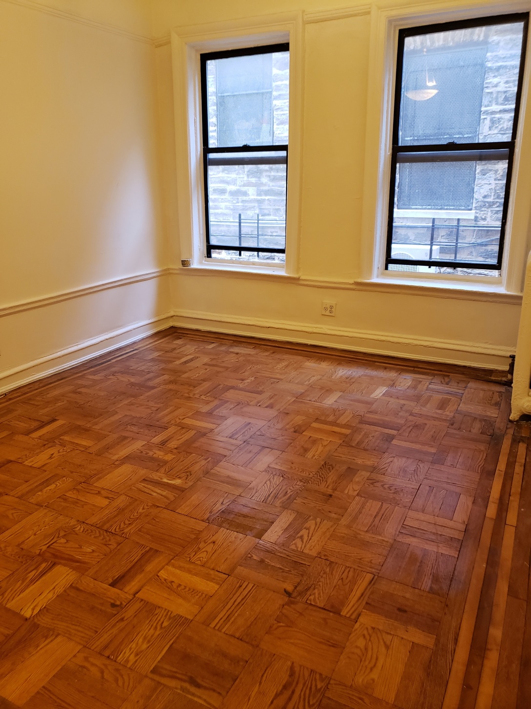 609 West 186th Street, Unit 1B Manhattan, NY 10033 - Photo 2 of 7