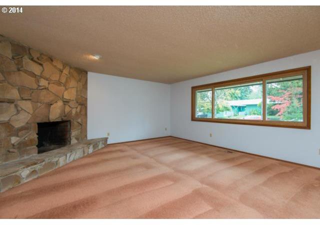 18445 Southwest Deline Street Aloha, OR 97078 - Photo 5 of 16 Gallery Image 5
