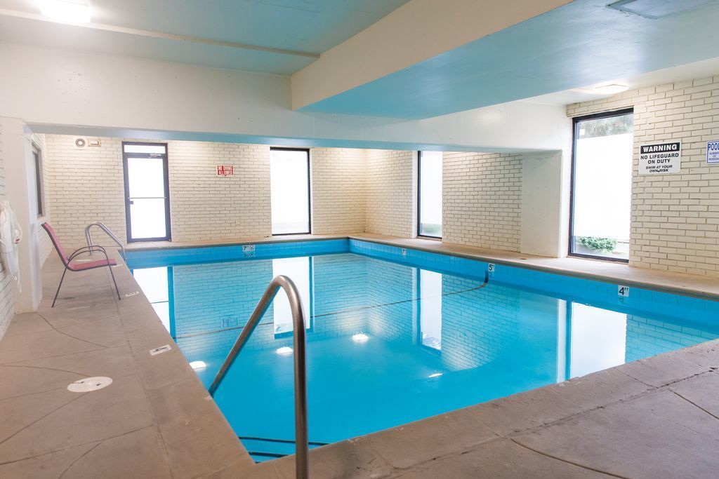 3900 N Pine Grove Ave, Chicago, IL 60613 - Photo 4 of 5