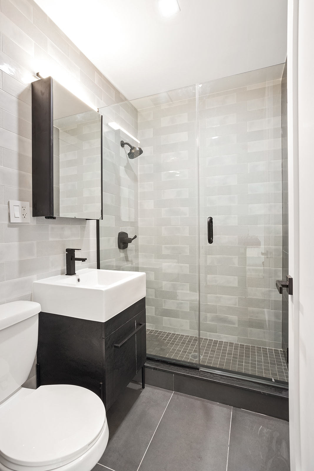 571 Lafayette Avenue, Unit 4 Brooklyn, NY 11205 - Photo 3 of 6