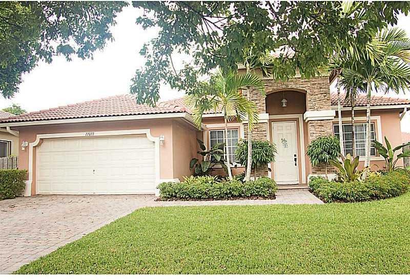22033 Southwest 95th Place Miami, FL 33190 - Photo 1 of 18