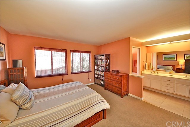 1208 Mayflower Avenue, Unit C Monrovia, CA 91016 - Photo 40 of 47 Room for large furniture
