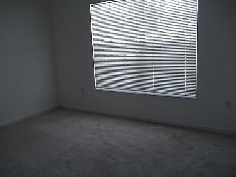 487 Southeast 20th Drive Homestead, FL 33033 - Photo 8 of 10