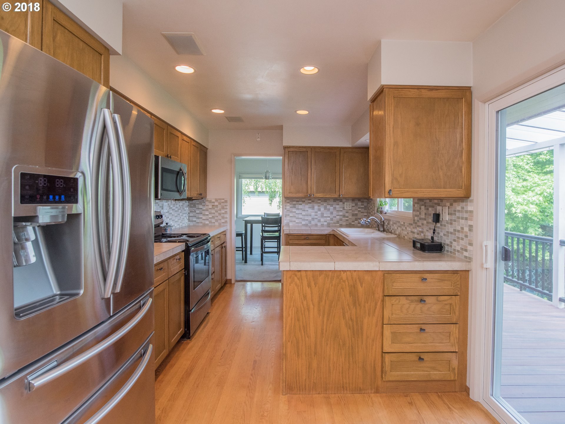 4515 Southwest Cameron Road Portland, OR 97221 - Photo 11 of 30 Gallery Image 11
