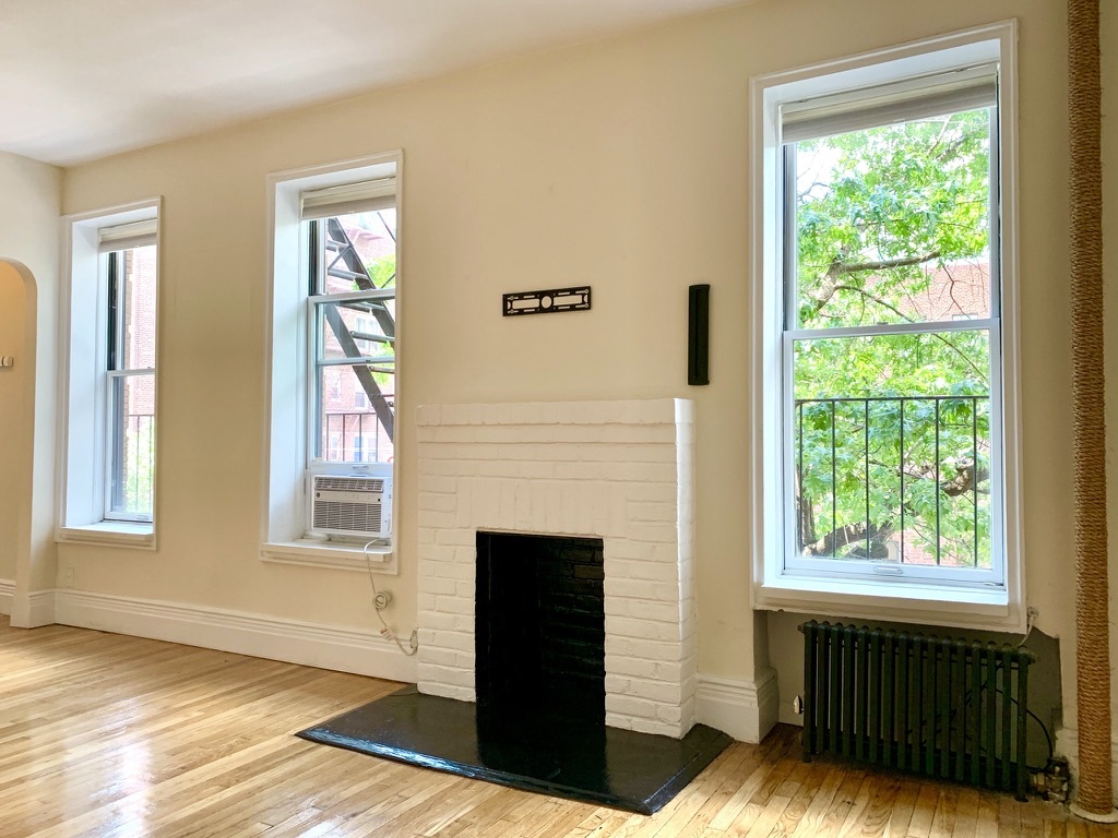 10 Bethune Street, Unit 2B Manhattan, NY 10014 - Photo 2 of 17