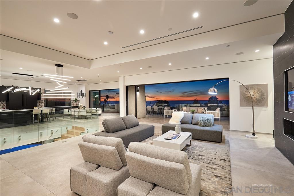 6708 Muirlands Drive La Jolla, CA 92037 - Photo 3 of 25