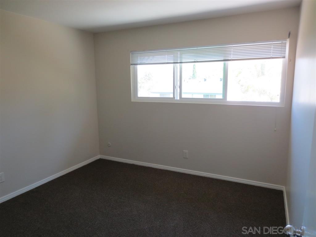 2011 Terracina Circle Spring Valley, CA 91977 - Photo 8 of 16 Gallery Image 8