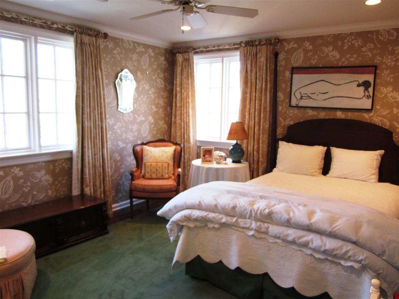4108 Gwynne Road Memphis, TN 38117 - Photo 19 of 25 Another glimpse at 2nd Guest Suite up with adjoining private bath.