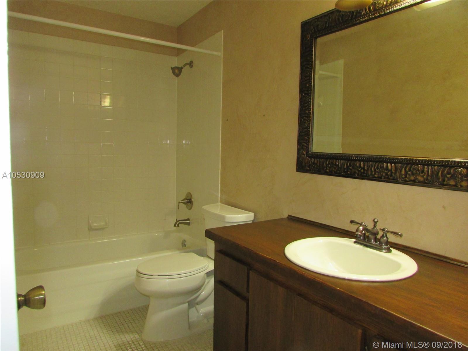 11358 Southwest 116th Terrace Road Miami, FL 33176 - Photo 5 of 19