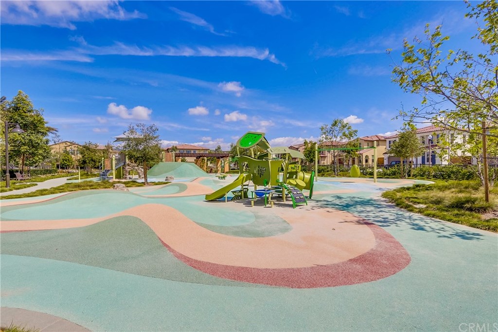 407 Trailblaze Irvine, CA 92618 - Photo 39 of 52