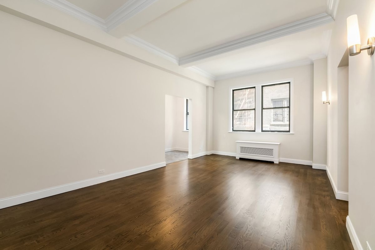 207 West 106th Street, Unit 7B Manhattan, NY 10025 - Photo 1 of 4