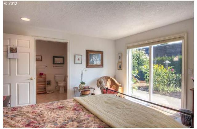 512 Southwest 7th Street Sublimity, OR 97385 - Photo 11 of 12 Gallery Image 11