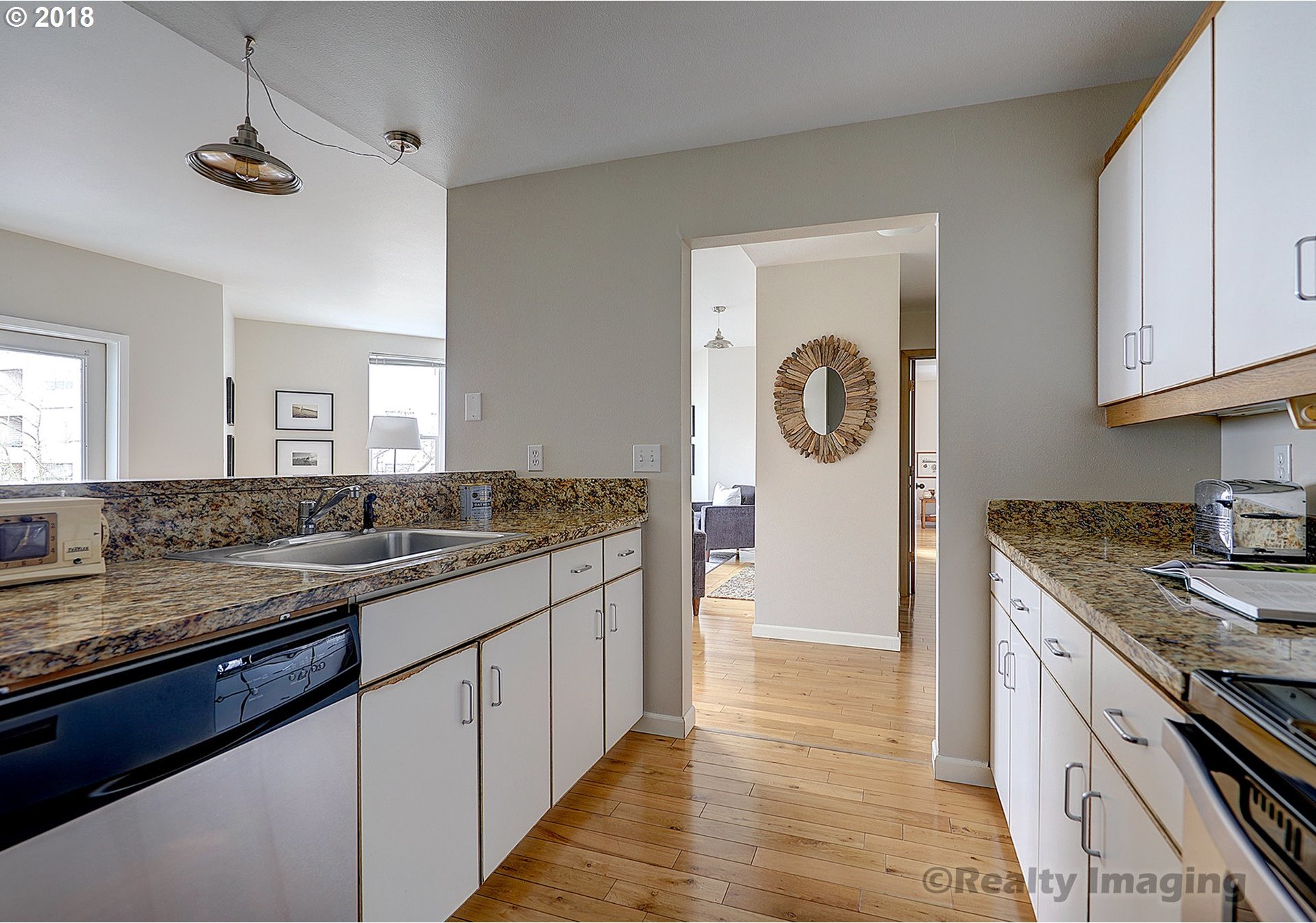 1630 South Harbor Way Portland, OR 97201 - Photo 12 of 29