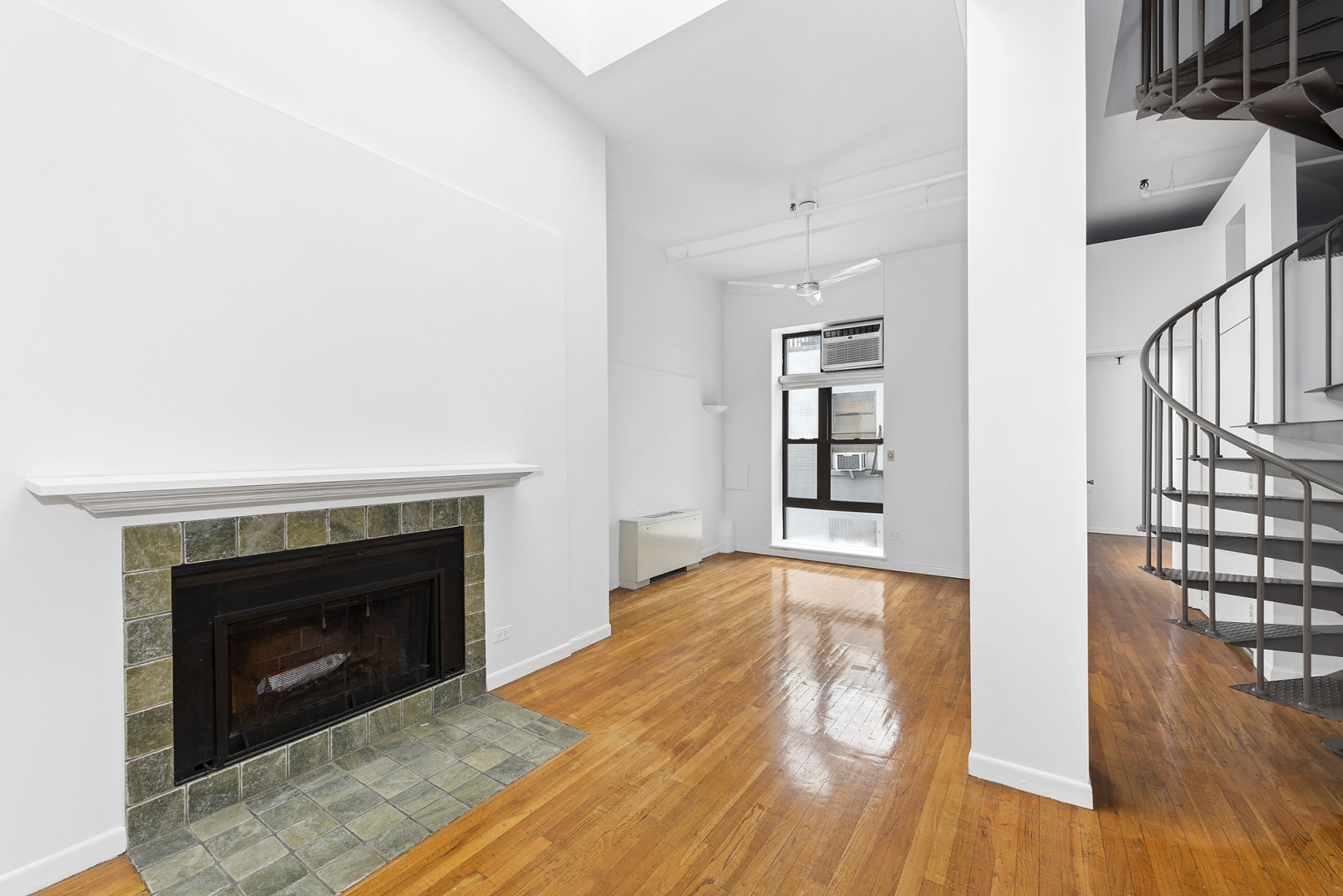 426 West Broadway, Unit 6D Manhattan, NY 10012 - Photo 4 of 9