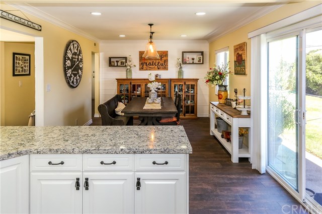 3040 Harding Way Costa Mesa, CA 92626 - Photo 9 of 32