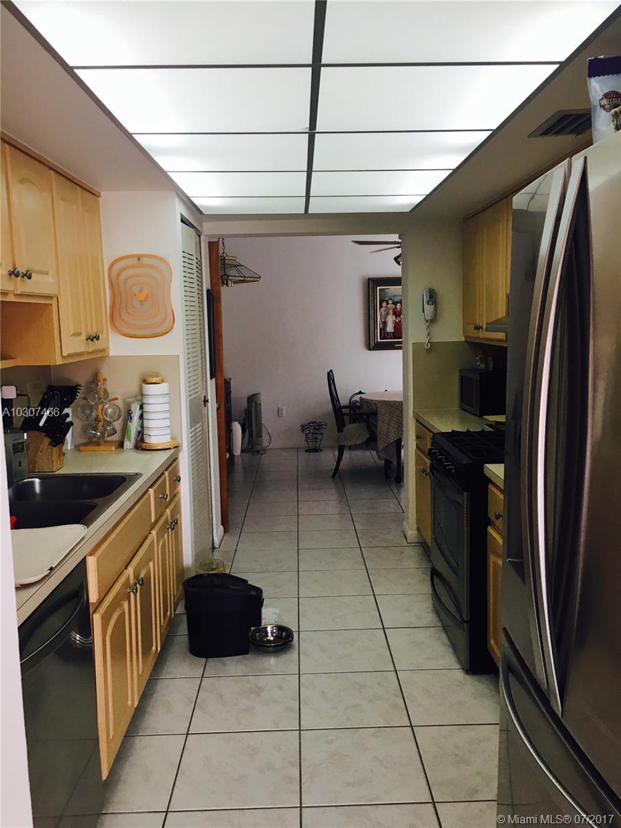 11501 Southwest 109th Road, Unit 13A Miami, FL 33176 - Photo 6 of 16 Gallery Image 6